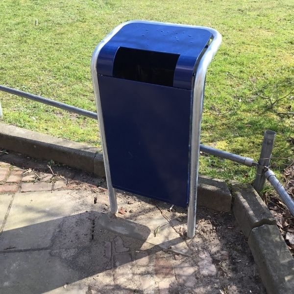 114235 straatmeubilair afvalbak picknicksets picknicktafel